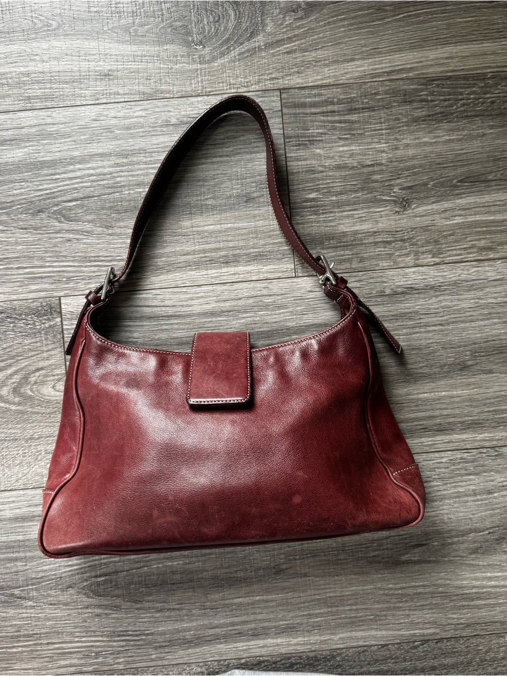 Vintage Coach Women’s Burgundy Leather Shoulder Bag